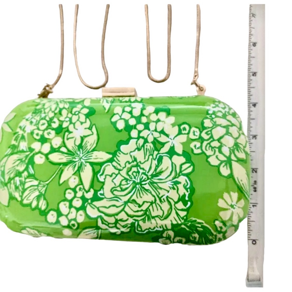 NWT Lilly Pulitzer Clutch It's A Spring Thing in Limeade W/ Gold Shoulder Chain - Picture 6 of 10